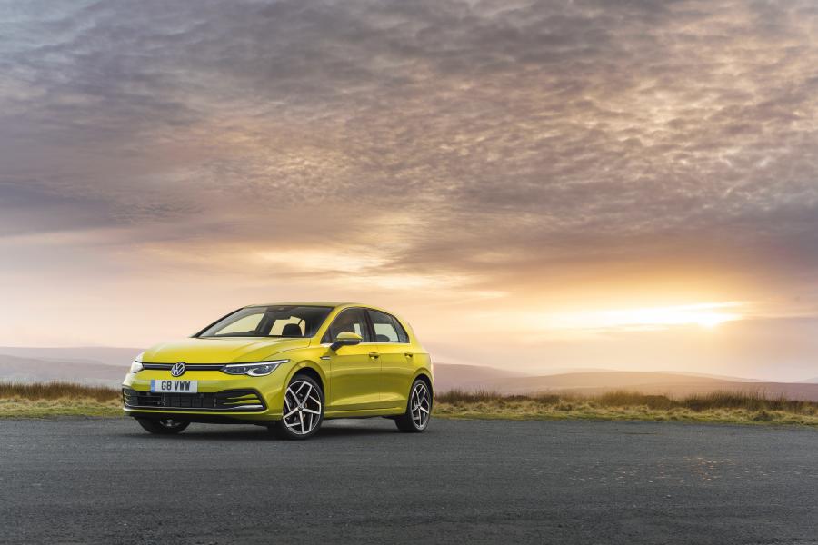  Volkswagen Golf Style 2020 года  (UK) (фото 13 из 40)